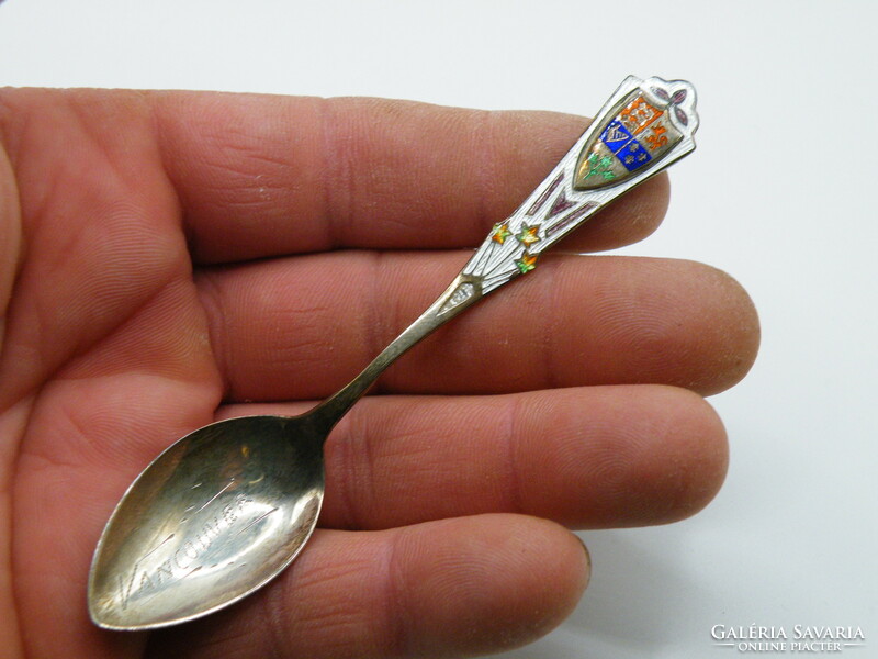 Uk0070 Canada Vancouver Sterling .925 Silver Ornament Spoon Fire Enamel