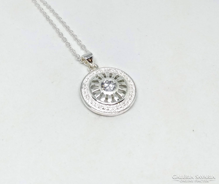 Silver-plated necklace with filigree disc pendant 39