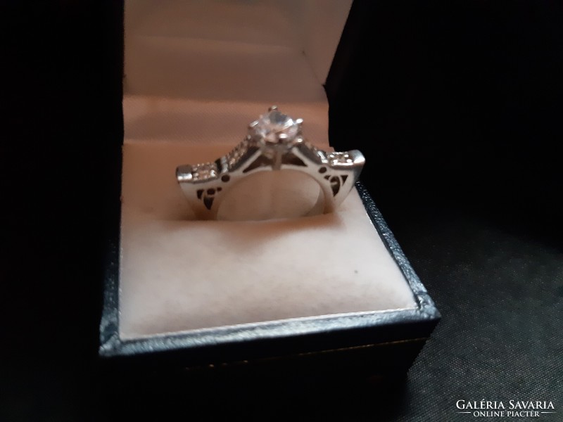 Unique silver ring with zircons