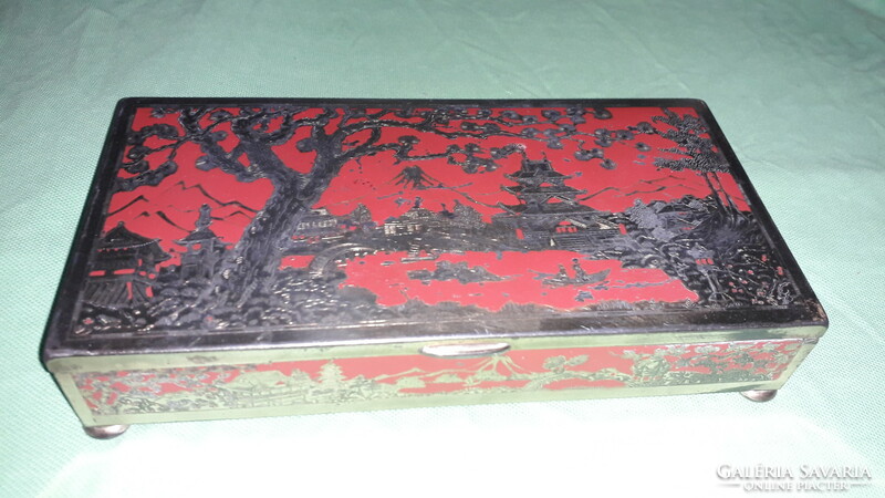 Retro keleti tájkép mintás festett RÉZ burkolatú osztott szivaros doboz 26 x 13 x 5 cm képek szerint