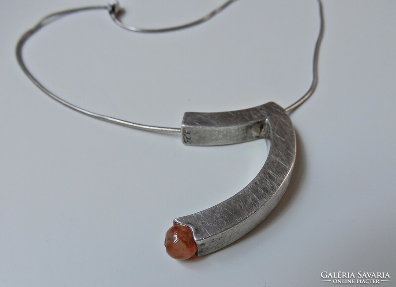 Handmade silver necklace decorated with an old agate pearl