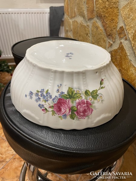 Beautiful floral rose cake plate rose plate village collector's piece of nostalgia