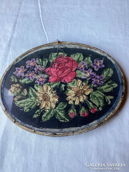 Anti needle tapestry picture in oval frame 28x25 cm.