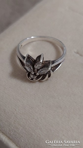 925 - Sterling silver ring, size 54! In perfect condition! Special shape!