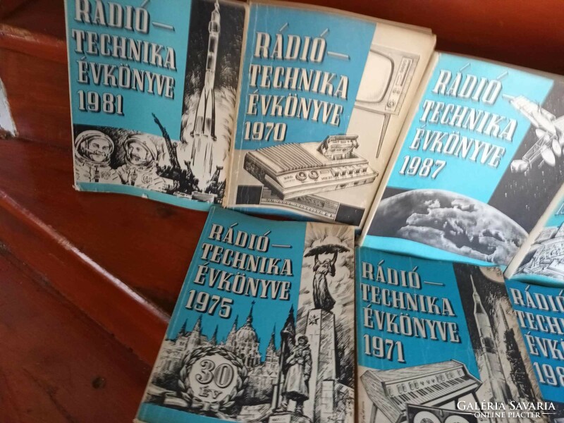 Yearbook of radio technology 1970 / 1971 / 1975 / 1981 / 1983 /1987/ 1989 even for birthdays