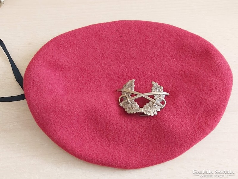 German Bundeswehr beret cap size 59 (coral color) + beret cap badge #