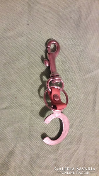 Retro fém karabíneres, fém  "C" betűs kulcstartó plusz karikával 10 cm képek szerint