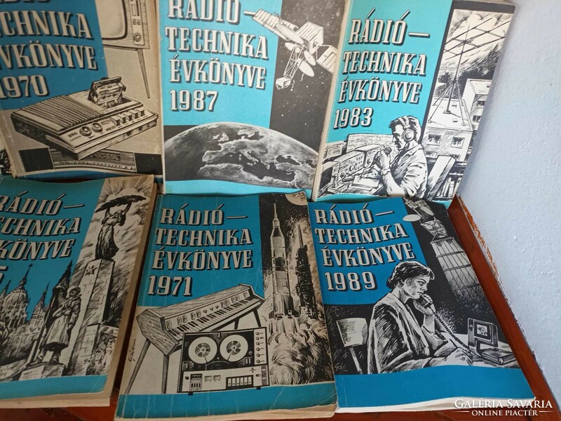 Yearbook of radio technology 1970 / 1971 / 1975 / 1981 / 1983 /1987/ 1989 even for birthdays