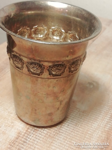 Antik ezüst keresztelő pohár, rózsa mintával