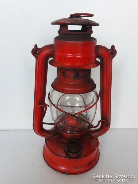 Old red feuerhand 275 baby storm lamp, kerosene lamp