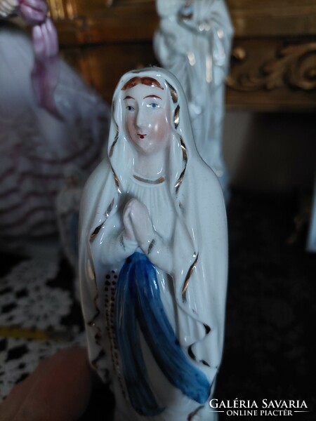Szűz Mária porcelán 1900 ból 20 cm magas