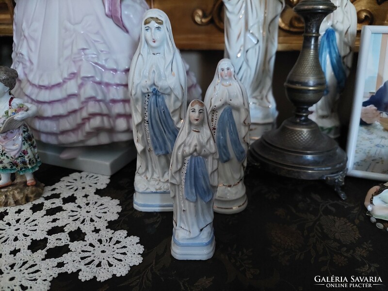 Szűz Mária porcelán szentek egyben 3 db 1900 ból