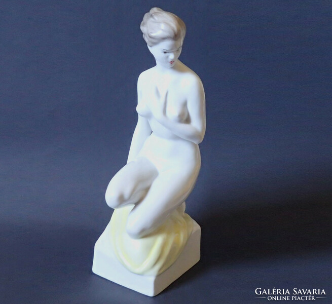 Hollóháza marked art deco naked woman flawless hand painted hollóháza nude porcelain statue figure