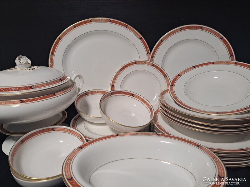 28 részes Royal Worcester Porcelán Étkészlet 6 személyre.