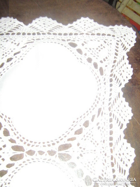 Dreamy handmade crocheted floral patterned edge and inlaid white silk tablecloth