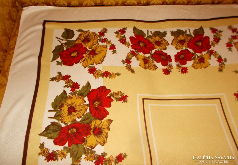 Pamut damaszt  asztalterítő.144 x 130 cm