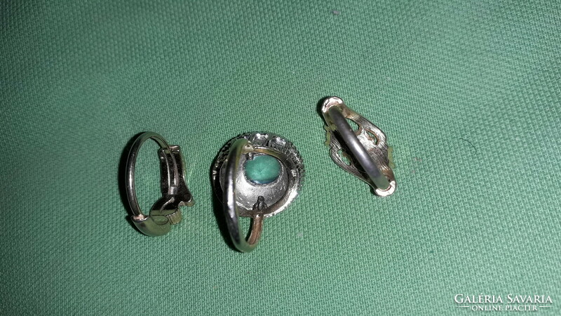 Retro silver-plated stone bijou ring package in good condition, 3 in one according to the pictures 2.