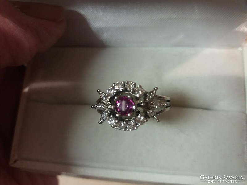 Gold ring with 0.35Ct diamonds and rubies
