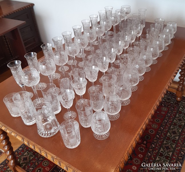Beautiful, richly polished, heavy, 68-piece, barely used crystal glass set