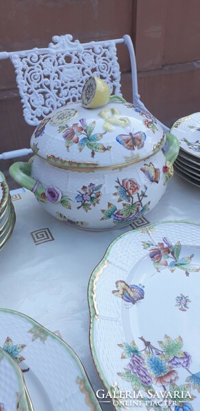 Herend Victorian tableware for 6 people