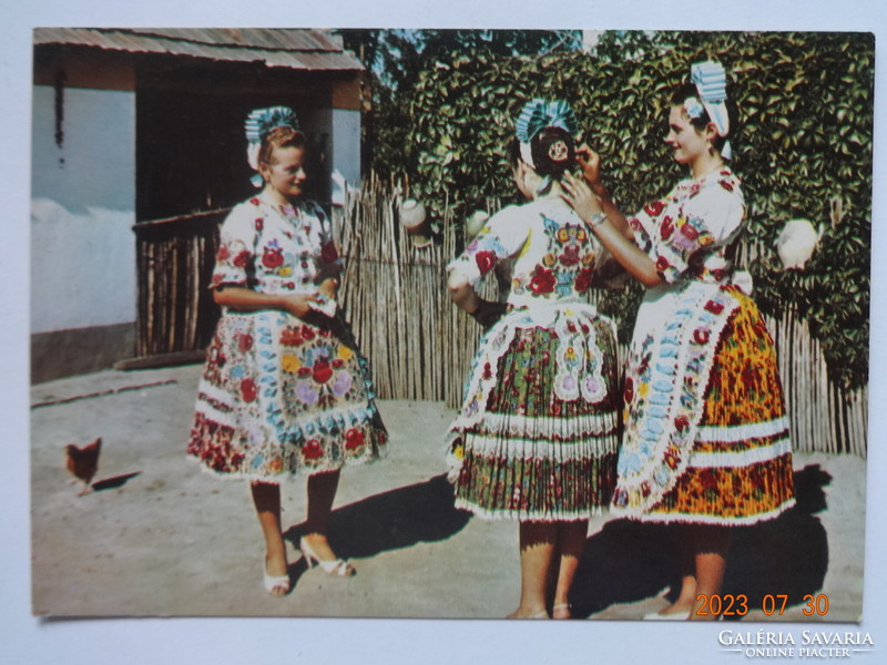Old postage stamp postcard: folk costume from Kalocsa