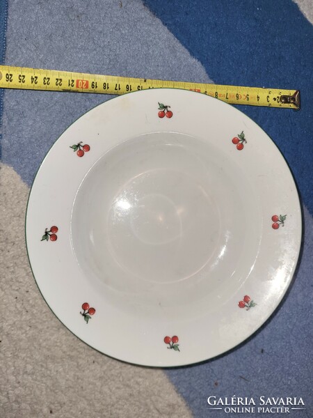 Lowland cherry plate
