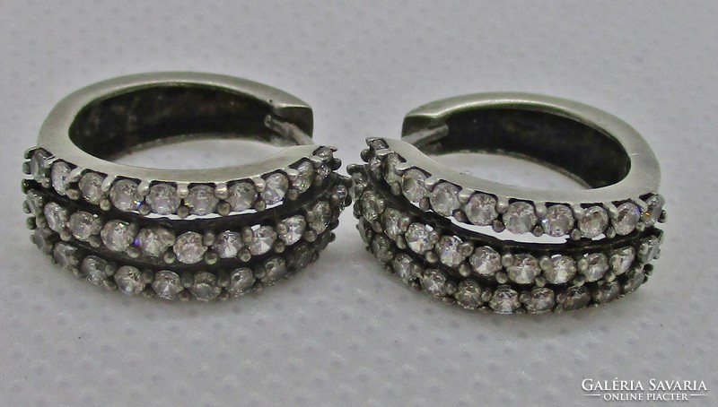 Beautiful silver hoop earrings with white stones