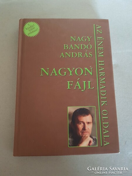 Nagy Bandó András NAGYON FÁJL