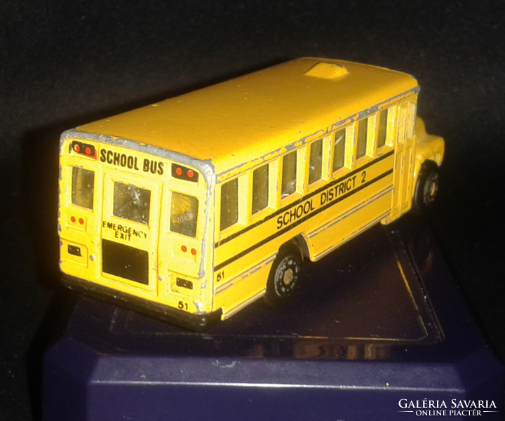 1985 Matchbox district 2 school bus