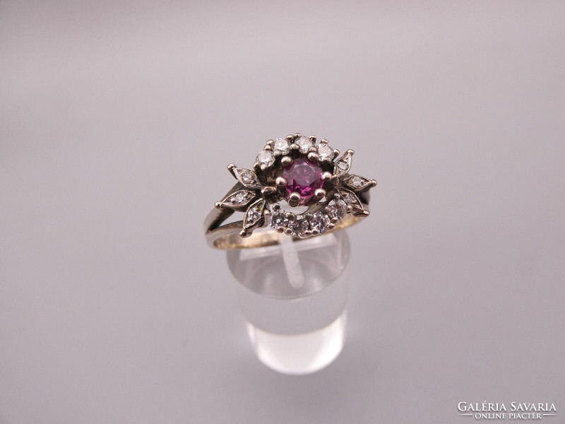 Gold ring with 0.35Ct diamonds and rubies