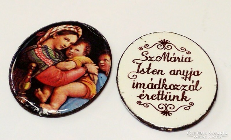 Retro catholic fire enamel pendant selection, same price with varied holy images. 30X40mm.