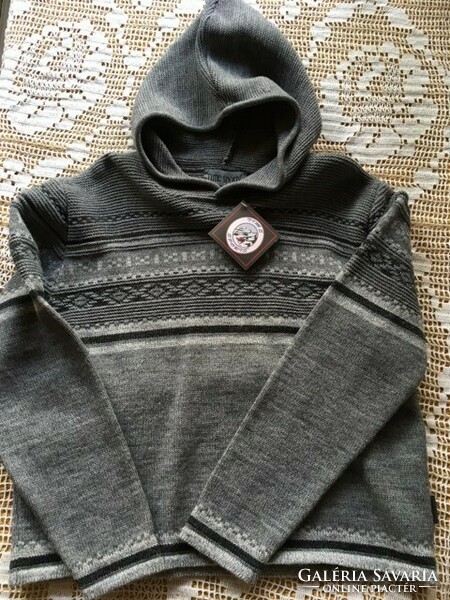Gray hoodie