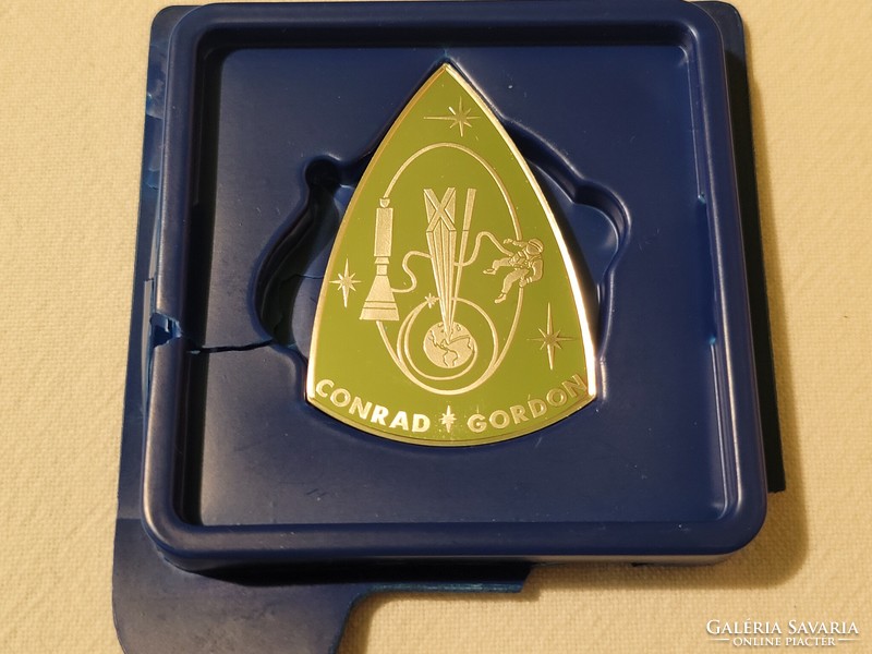 1966 Conrad Gordon NASA PP Silver Commemorative Medal Plaque