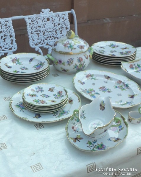 Herend Victorian tableware for 6 people