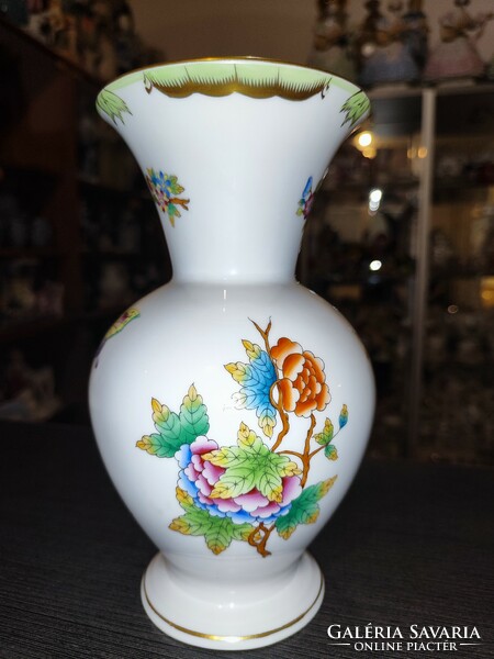 Herend Victorian pattern vase