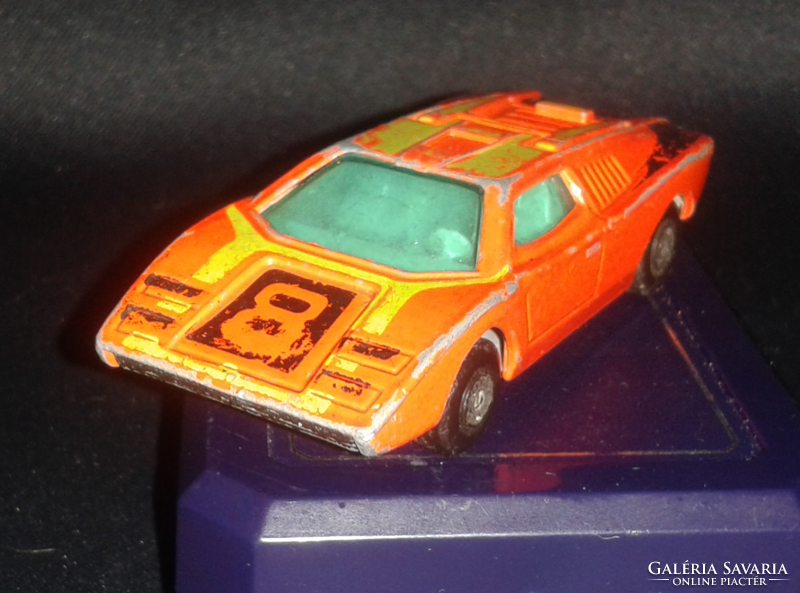 1973 Matchbox Lesney Superfast #27 Lamborghini Countach / England