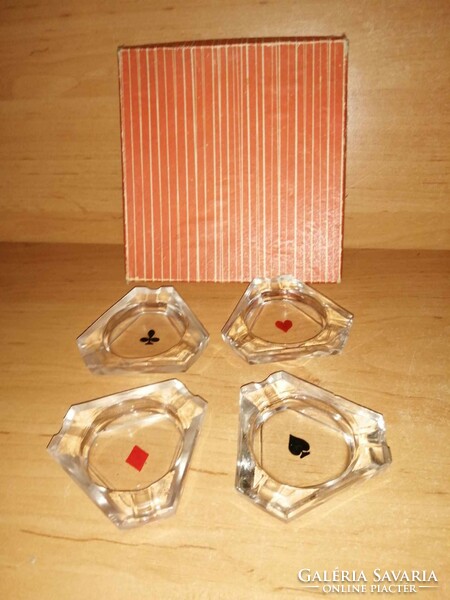 Retro Francia kártya mintás üveg hamutál hamutartó szett eredeti dobozában (afp)
