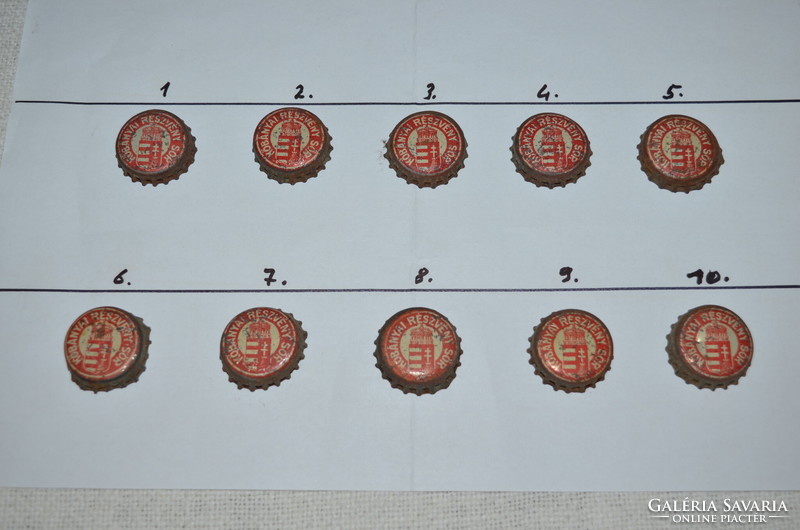 10 db festett, nagy címeres parafás söröskupak  ( Kőbányai Részvény Sör )