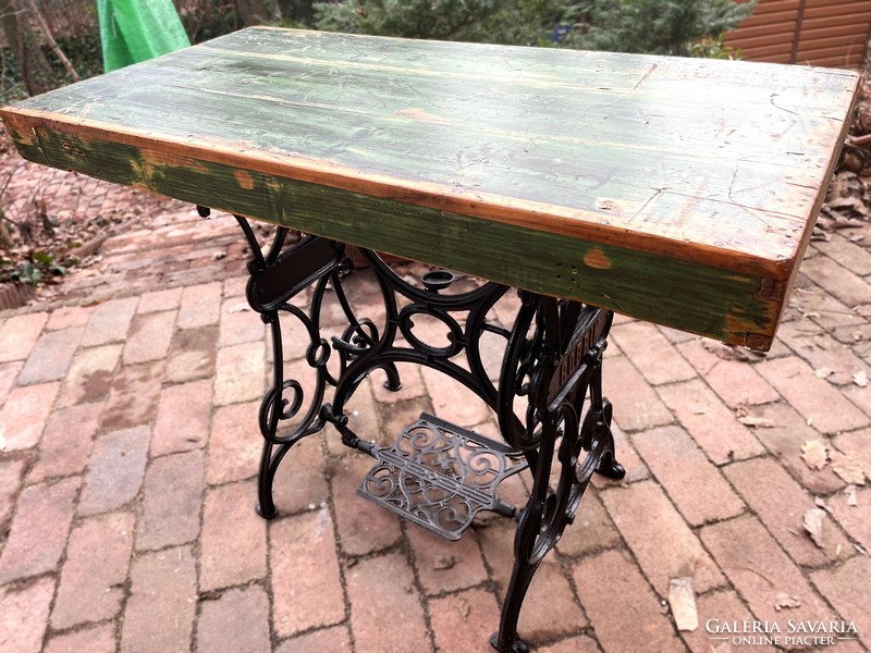 Hall table, storage, laptop table with baroque pattern cast iron bobbin sewing machine feet