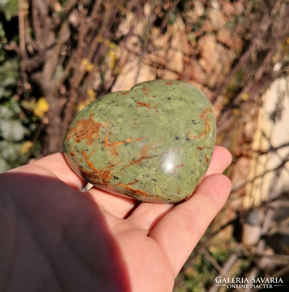 Green opal heart, mineral crystal