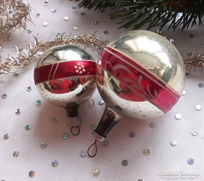 Old thin glass Christmas tree decoration balls 2 pcs together 5-6.5cm