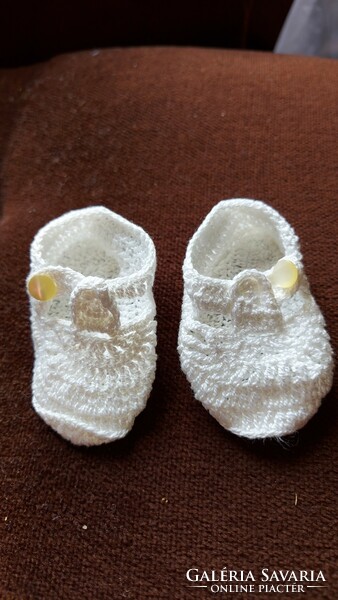 Horgolt baba cipő