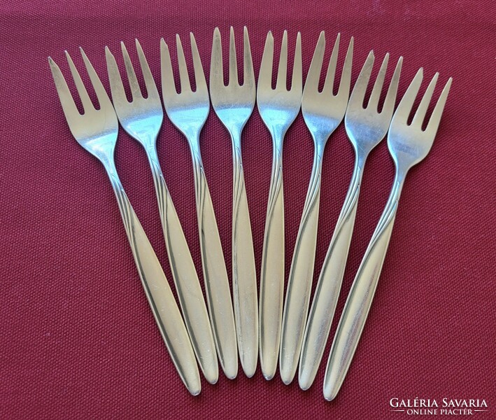 8 silver-plated small forks, cake forks, oka 90-21 markings, silver-colored cutlery