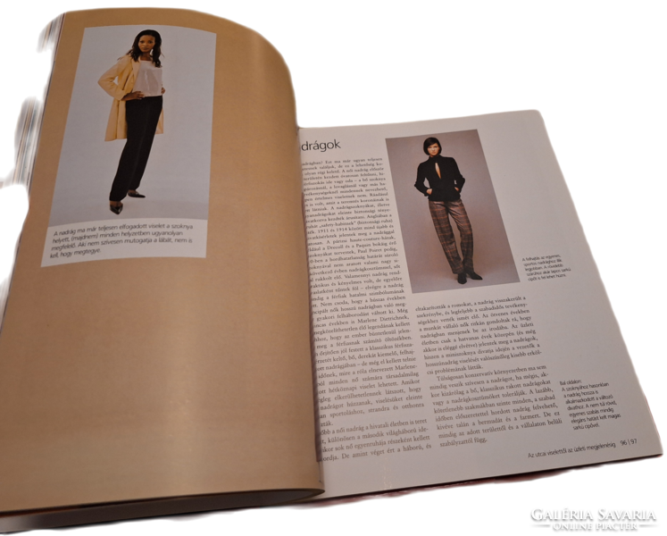 Eternal woman. Handbook of classic women's fashion HUF 4,500