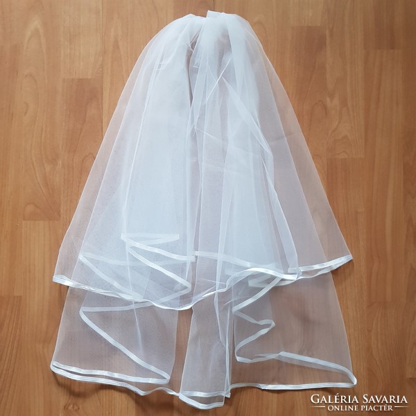 New Handmade 2 Layer Satin Edged Snow White Bridal Veil (22.1)