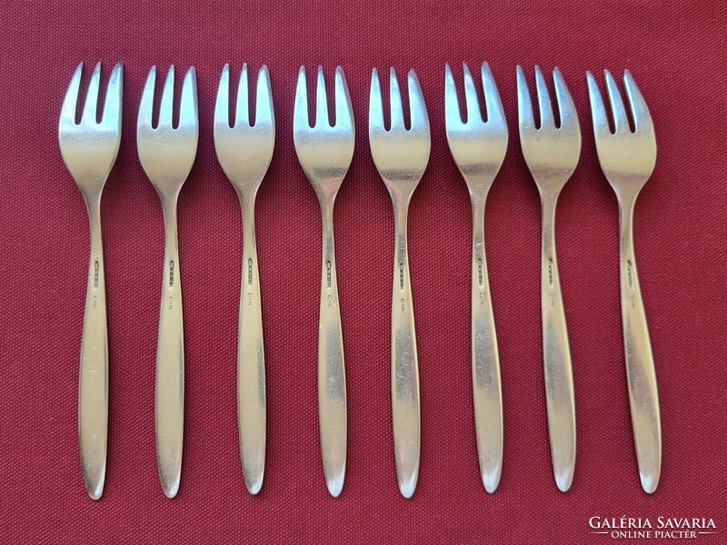 8 silver-plated small forks, cake forks, oka 90-21 markings, silver-colored cutlery