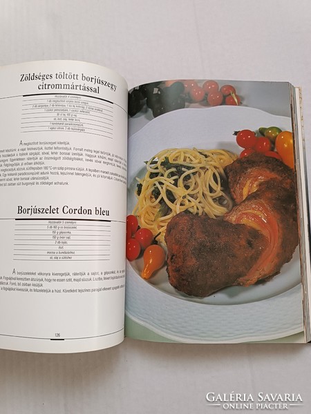 A 'la carte Budapest - cookbook