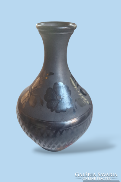Black reed yard ceramic vase 23 cm high
