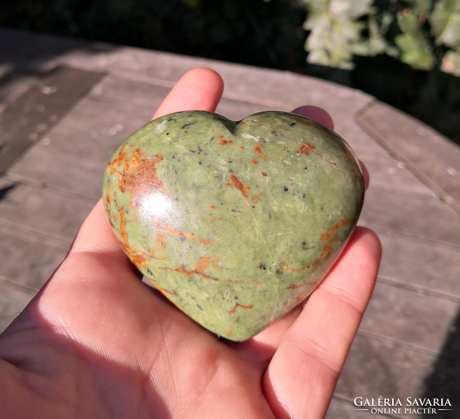 Green opal heart, mineral crystal