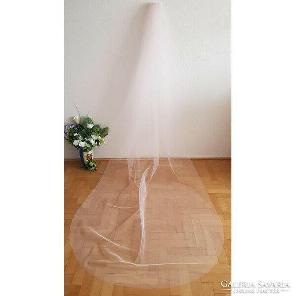 ÚJ, kézzel készített, 1 rétegű, szegetlen szélű, RÓZSASZÍN, 3 méteres menyasszonyi fátyol (34.3)